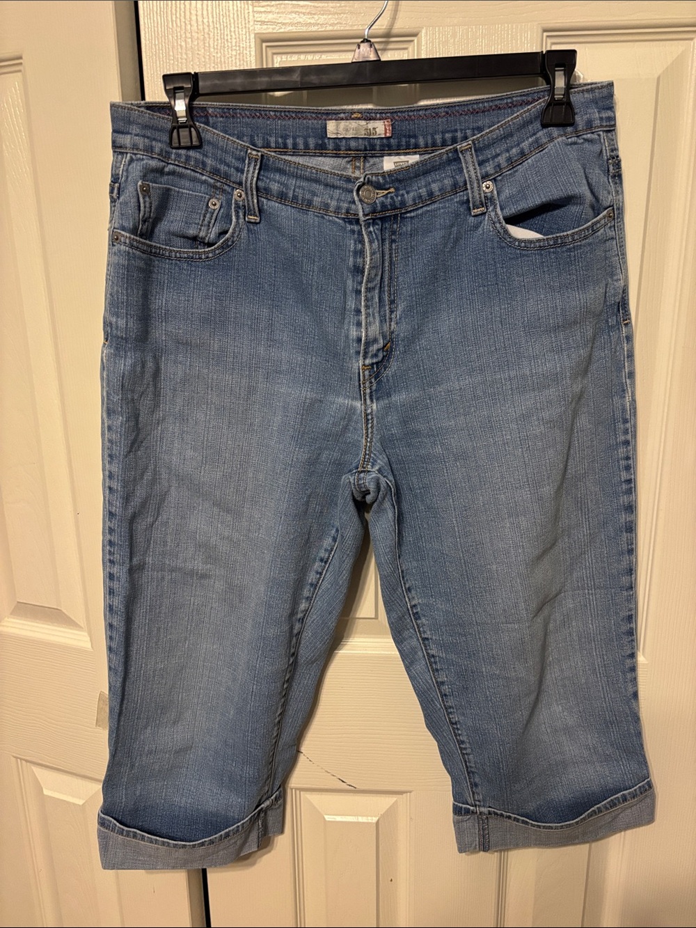 Levi’s 515 Cuffed Capri Plus Jeans